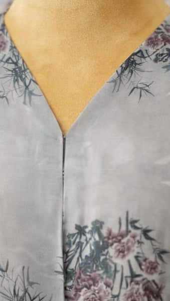 Silver Bloom Abaya